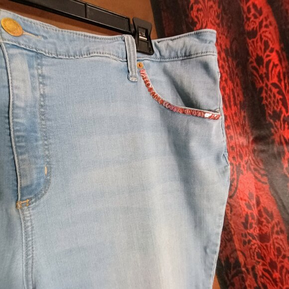 VGUC: Universal Thread Sze 26W Light Wash High Rise Skinny Jeans Custom Sequin - Picture 5 of 6